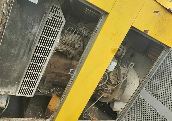 Used Cummins 187.5 kVA Diesel Generator Silent Type - photograph 01